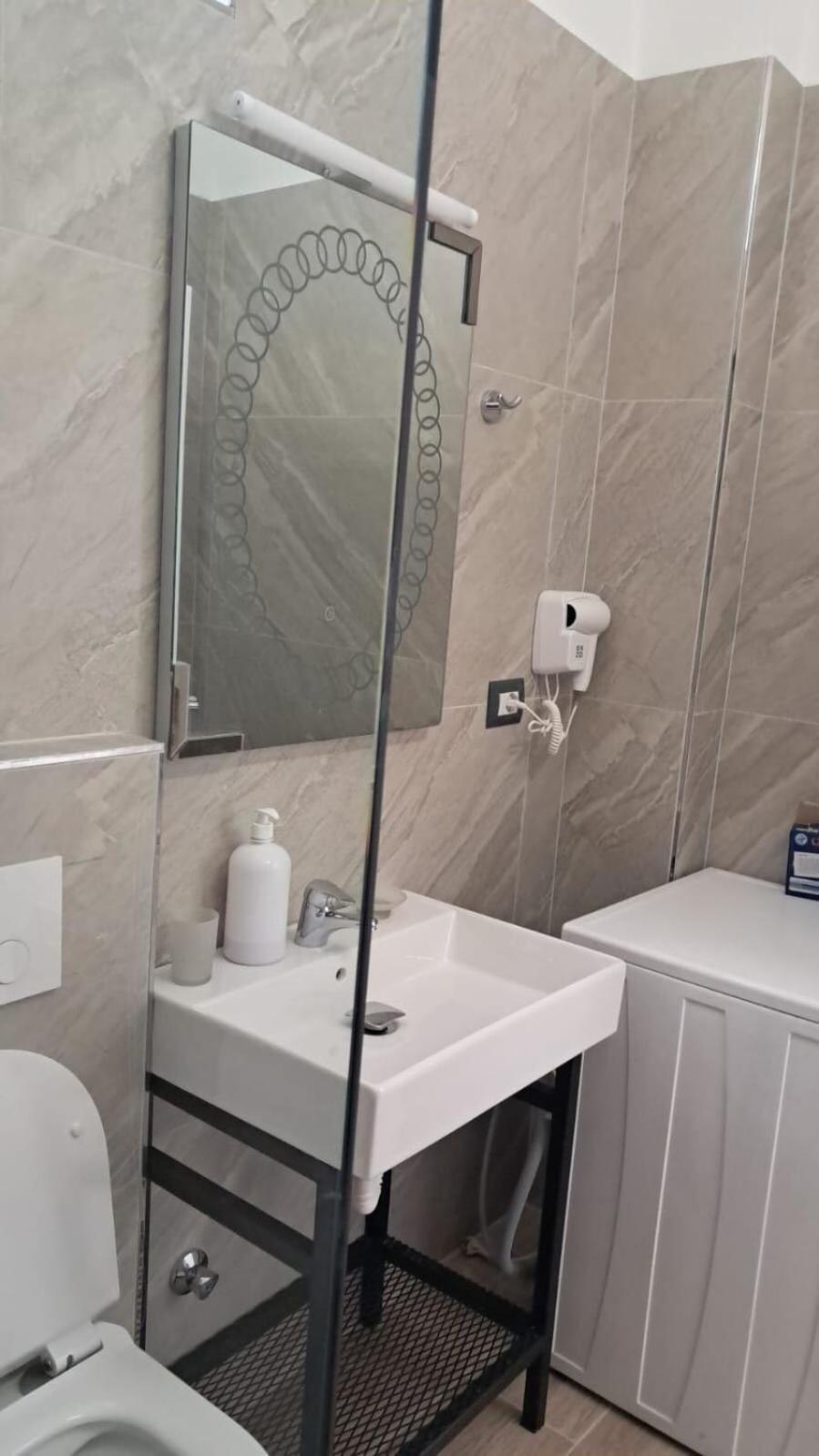 Dadaj Apartments Sarandë Buitenkant foto